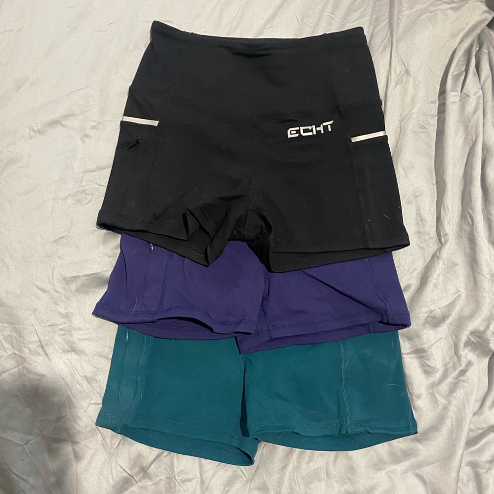 1 x ECHT BOOTY SHORTS WITH POCKETS / Size XS (BLUE or GREEN AVAILABLE) - Picture 1 of 3